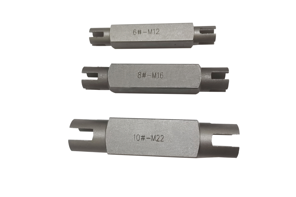 2.Square double head tap extractor
